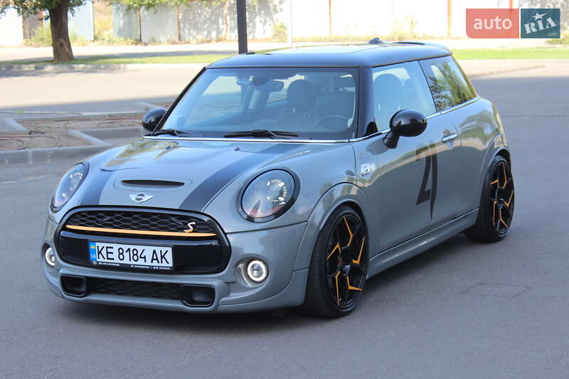 Хетчбек MINI Cooper 2015 в Дніпрі фото 2 Хетчбек MINI Cooper 2015 в Дніпрі