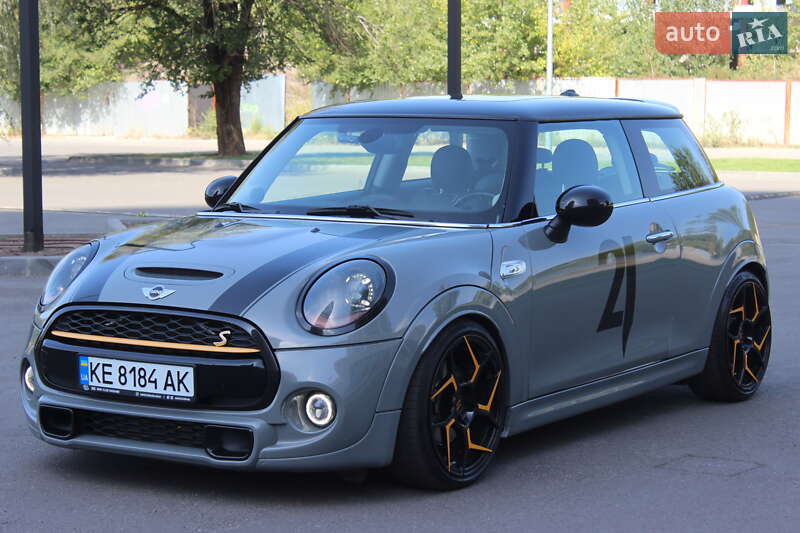 Хетчбек MINI Cooper 2015 в Дніпрі фото 3 Хетчбек MINI Cooper 2015 в Дніпрі