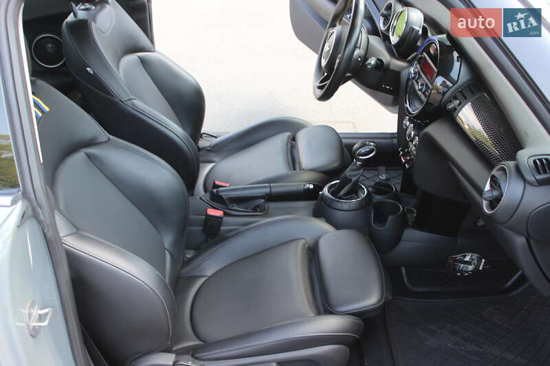 Хетчбек MINI Cooper 2015 в Дніпрі фото 30 Хетчбек MINI Cooper 2015 в Дніпрі