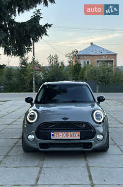 MINI Cooper  2015