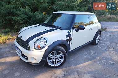 MINI Cooper  2011