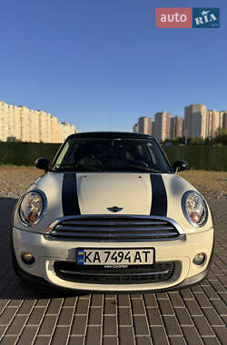 Хэтчбек MINI Cooper 2011 в Киеве фото Хэтчбек MINI Cooper 2011 в Киеве