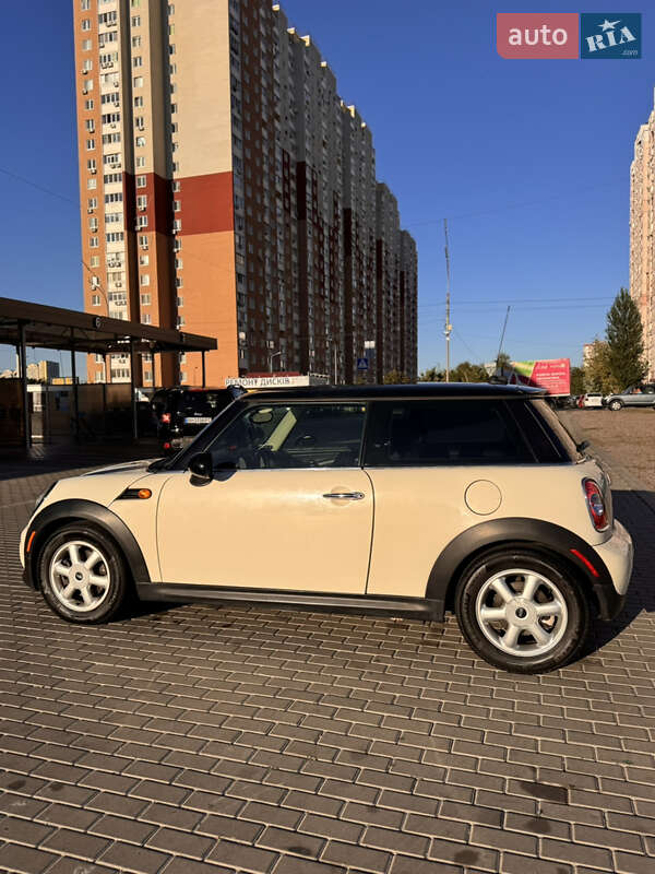 Хэтчбек MINI Cooper 2011 в Киеве фото 9 Хэтчбек MINI Cooper 2011 в Киеве