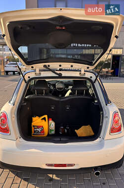 Хэтчбек MINI Cooper 2011 в Киеве фото 8 Хэтчбек MINI Cooper 2011 в Киеве