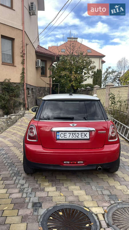 Хэтчбек MINI Cooper 2013 в Черновцах