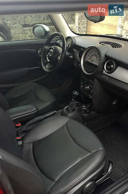 Хэтчбек MINI Cooper 2013 в Черновцах