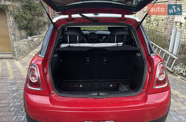 Хэтчбек MINI Cooper 2013 в Черновцах