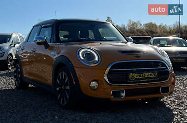 MINI Cooper 2015