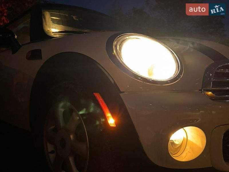 Хэтчбек MINI Cooper 2011 в Киеве фото 3 Хэтчбек MINI Cooper 2011 в Киеве
