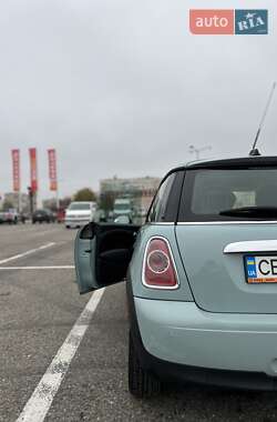Хэтчбек MINI Cooper 2012 в Черновцах