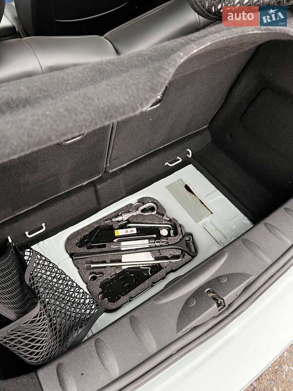 Хэтчбек MINI Cooper 2012 в Черновцах
