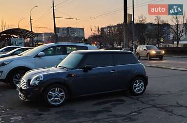 Хэтчбек MINI Cooper 2011 в Николаеве фото 5 Хэтчбек MINI Cooper 2011 в Николаеве
