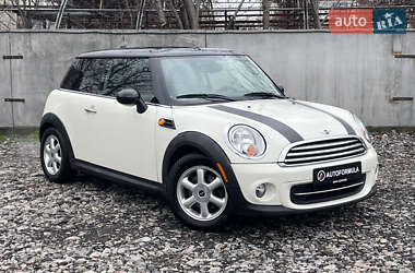 MINI Cooper  2011