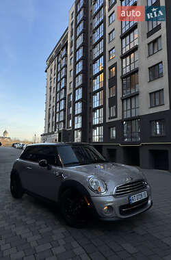MINI Cooper 2012