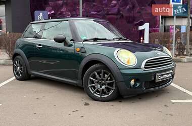 MINI Cooper  2010