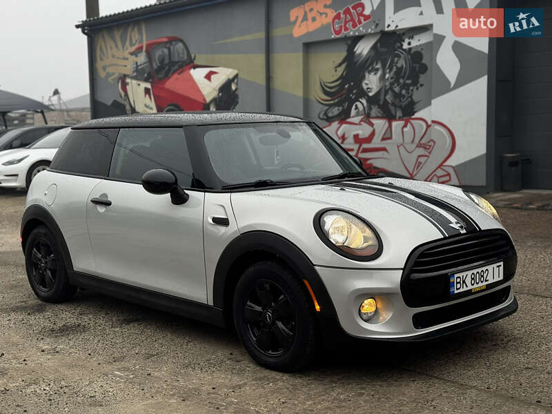 MINI Cooper 2015