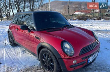 MINI Cooper  2003