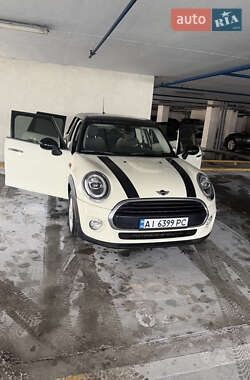 MINI Cooper 2015