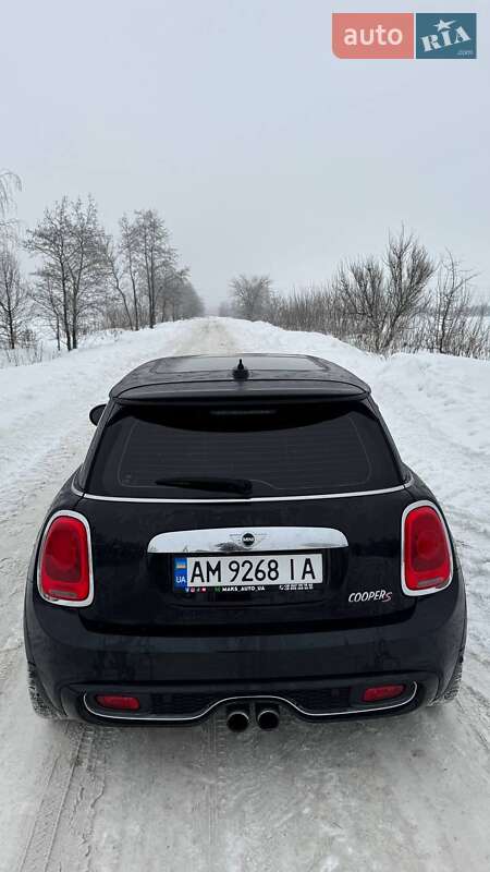 Хетчбек MINI Cooper 2016 в Овручі