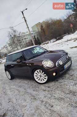 MINI Cooper  2009