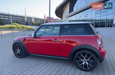 Хэтчбек MINI Cooper 2013 в Ужгороде