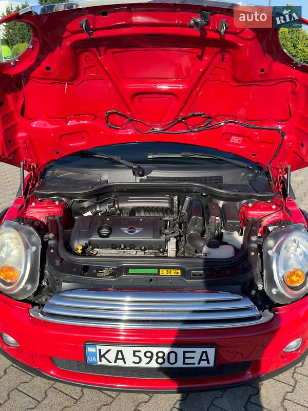 Хэтчбек MINI Cooper 2013 в Ужгороде