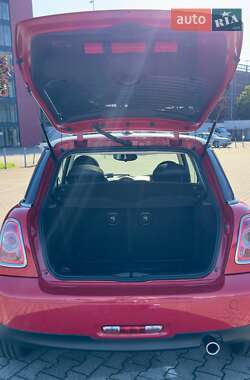 Хэтчбек MINI Cooper 2013 в Ужгороде