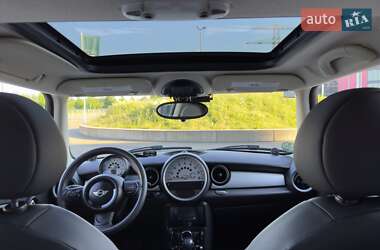Хэтчбек MINI Cooper 2013 в Ужгороде