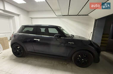Хэтчбек MINI Cooper 2023 в Ивано-Франковске
