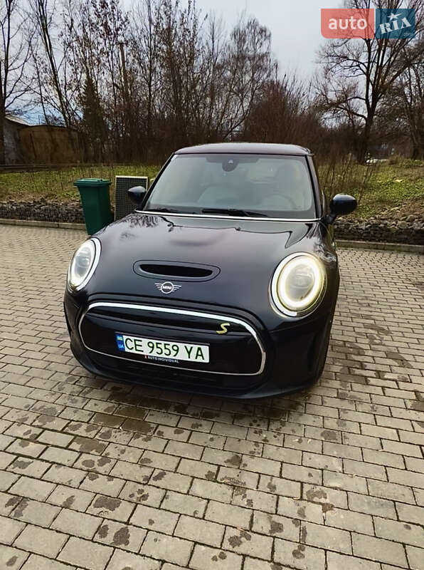 Хэтчбек MINI Cooper 2023 в Ивано-Франковске
