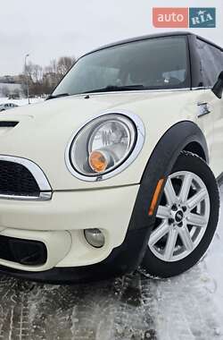 MINI Cooper  2010