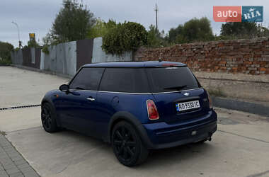 Хетчбек MINI Cooper 2003 в Ужгороді