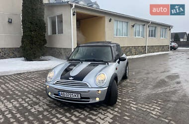 MINI Cooper  2006