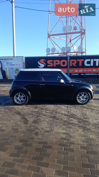 Хетчбек MINI Cooper 2002 в Лубнах фото Хетчбек MINI Cooper 2002 в Лубнах