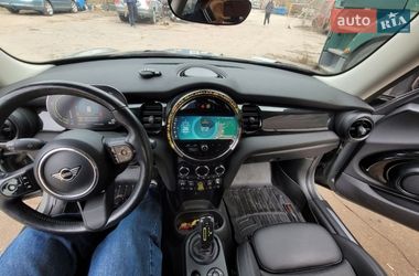 Хэтчбек MINI Cooper 2021 в Киеве