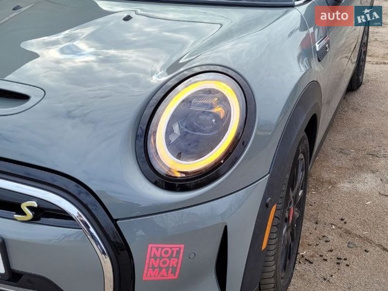 Хэтчбек MINI Cooper 2021 в Киеве