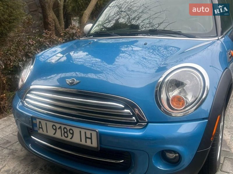 MINI Cooper 2013