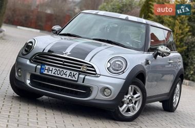 MINI Cooper  2010