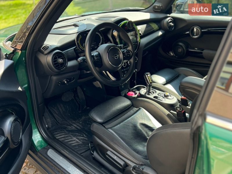 Хэтчбек MINI Cooper 2020 в Львове