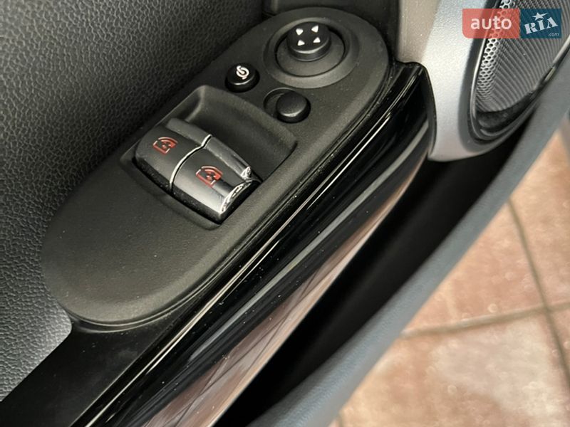 Хэтчбек MINI Cooper 2020 в Львове