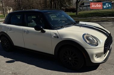 Хетчбек MINI Cooper 2014 в Києві фото 5 Хетчбек MINI Cooper 2014 в Києві