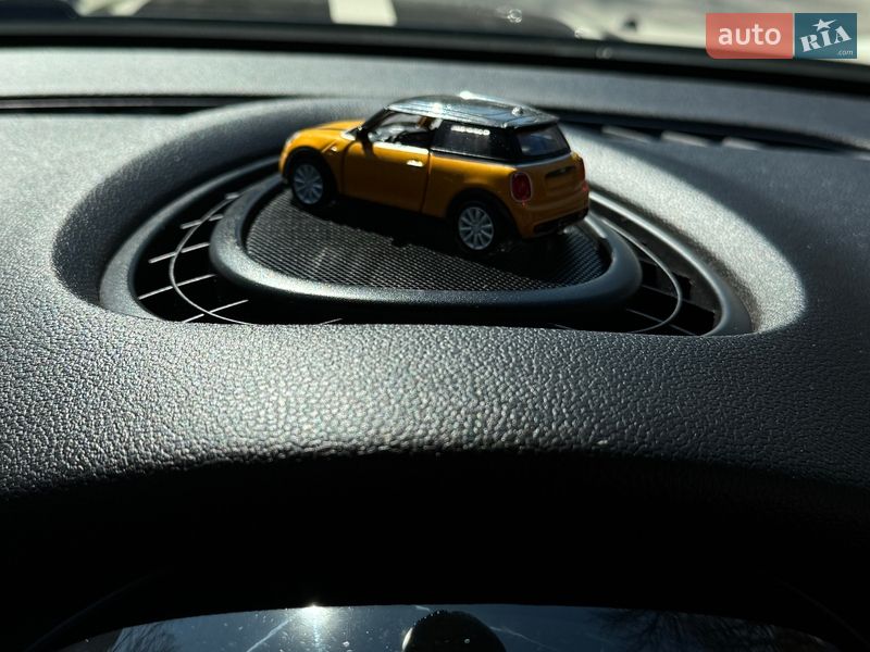Хетчбек MINI Cooper 2014 в Києві фото 8 Хетчбек MINI Cooper 2014 в Києві