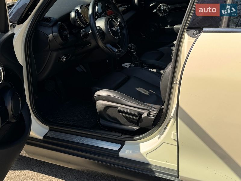 Хетчбек MINI Cooper 2014 в Києві фото 9 Хетчбек MINI Cooper 2014 в Києві