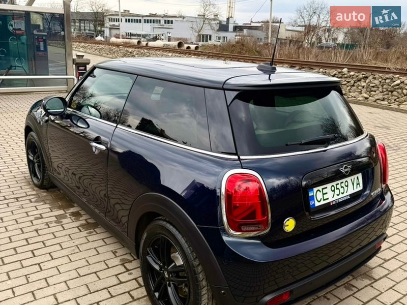 Хэтчбек MINI Cooper 2023 в Ивано-Франковске