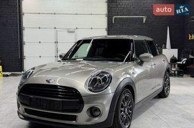 MINI Cooper 2019