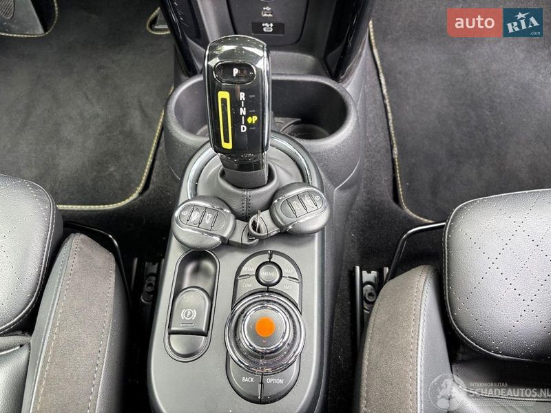 Хэтчбек MINI Cooper 2021 в Хмельницком