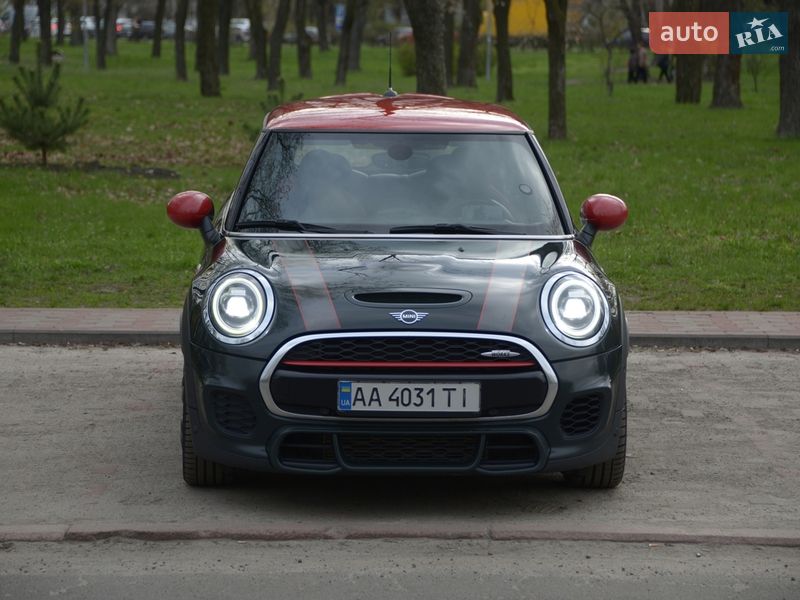Хэтчбек MINI Cooper 2018 в Киеве
