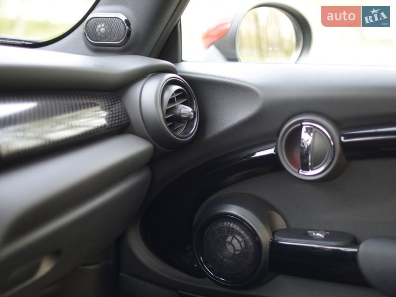 Хэтчбек MINI Cooper 2018 в Киеве