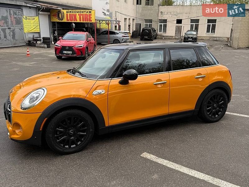 Хетчбек MINI Cooper 2015 в Києві фото Хетчбек MINI Cooper 2015 в Києві
