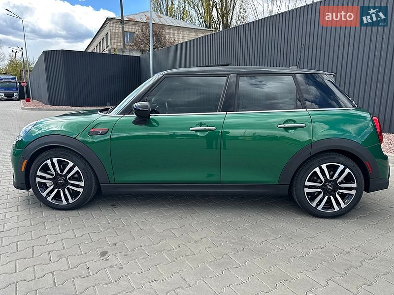 Хетчбек MINI Cooper 2021 в Києві